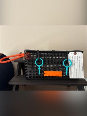 The Oyster Bag - The Clutch